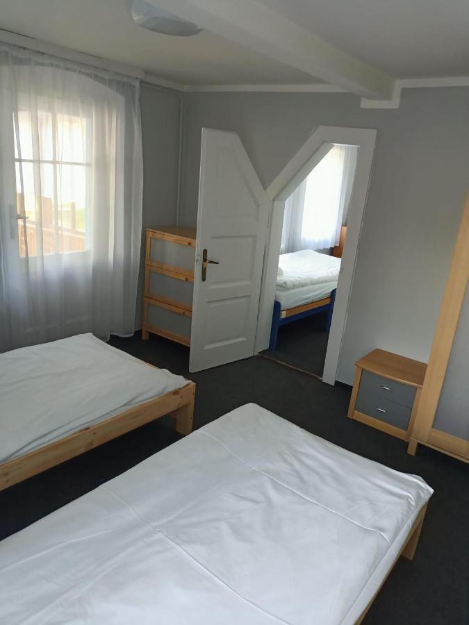 Osrodek Wypoczynkowy Nad Wodospadem Przesieka Kültér fotó